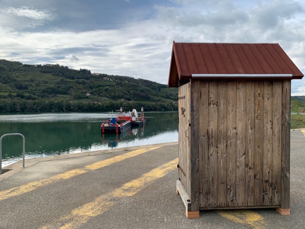 Rapatriement après plus de 4 mois de chantier sur une barge de Vinci