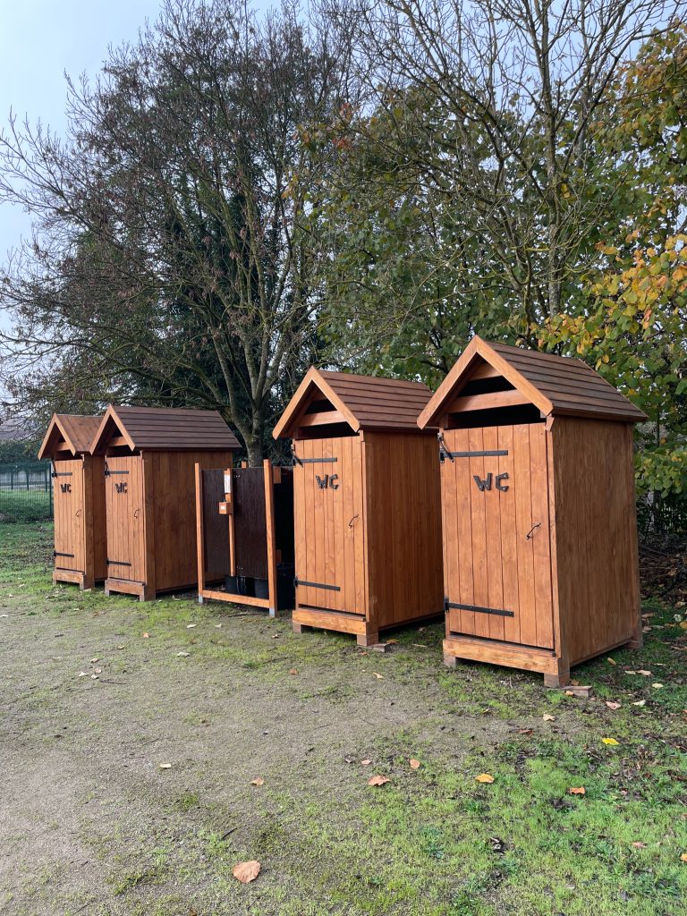 Toussitrail toilettes sèches